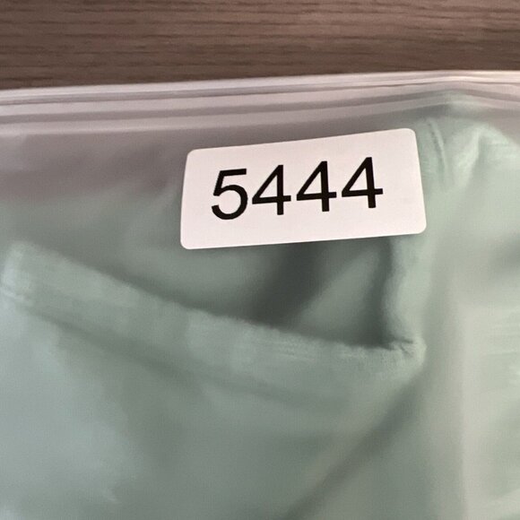 Chico's Women's Ultimate Tee‎ Large Mint Green Roll Tab Short Sleeve Slub Cotton - Picture 9 of 9